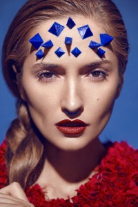 Red blue Editorial | מרינה מושקוביץ